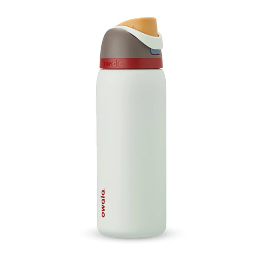 Kul, trygg og lekkasjesikker – Owala Kids FreeSip! Isoleret stålflaske med sugerør for barn. Holder kaldt lenge. Perfekt til skole og trening. Blue Citrus – fra 349 kr. Hydrer med stil!