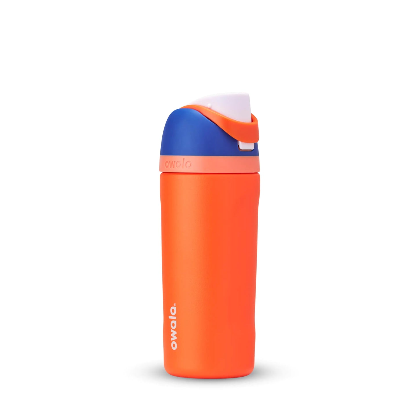 Kul, trygg og lekkasjesikker – Owala Kids FreeSip! Isoleret stålflaske med sugerør for barn. Holder kaldt lenge. Perfekt til skole og trening. Blue Citrus – fra 349 kr. Hydrer med stil!